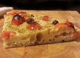 Rinfrescare il lievito madre 4 ore prima di preparare l'impasto della focaccia. Focaccia Barese Con Lievito Naturale O Lievito Madre O Pasta Madre