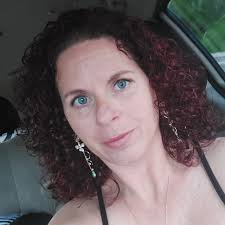 Are Fountains Resort pools open in February?