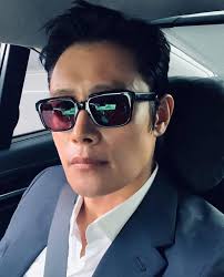 Good evening to all LEE BYUNG HUN fans and friends!🙋‍♀️🥰💞😘🤗😉🙏🇹🇩🌹👍