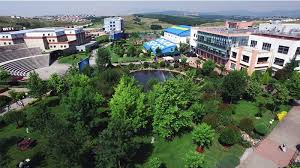 2003 yılından bu yana müşteri memnuniyeti ve kaliteli hizmetin öncüsü olan agora alışveriş merkezi, i̇zmir, balçova'da moda ve eğlence anlayışının en dinamik ve yenilikçi adresi Okan Universitesi Egitim Ucretleri