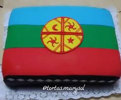 De esta manera, la bandera mapuche exterioriza una hermosa historia repleta de memorias, luchas, sueños y triunfos, de una etnia que combate en ser reconocida. Tortas Marysol Bandera Mapuche Decoracion En Fondant Facebook