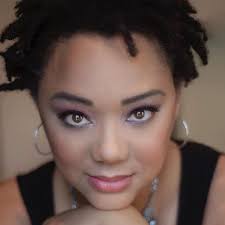 Meet Nixie and Nuri (Bouquet Diaries): Danielle Braswell: 9781662939266:  Amazon.com: Books