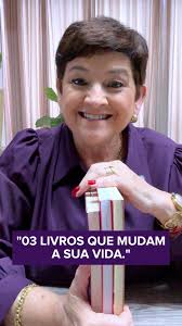 Esses três livros fizeram uma diferença absurda na minha vida., E eu quis  indicar porque podem fazer na sua também., O primeiro fala sobre  pensamentos e emoções., Sobre como pensamentos repetitivos ...