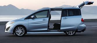 Geekdad Family Car Review Mazda 5 The Mini Minivan Best Family Cars Mini Van Mazda