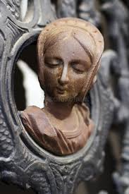 Sans Fin Une Sculpture En Bronze Et Résine De Joseph Havel à Richardson  Texas. Image stock éditorial