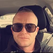 Robbie Howard (@robbiehoward84)