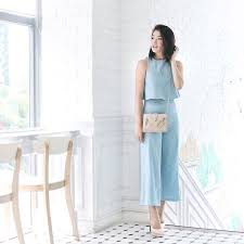 Outfit hijab segiempat ala selebgram terbaru casual hijab outfit gaya kasual gaya model pakaian. Mau Dapat Inspirasi Penampilan Elegan 12 Selebgram Ini Yang Wajib Kamu Follow Dan Kepoin