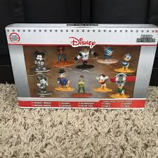 Disney Nano Metal Figs 100 Die Cast Metal 10 Pack Figure Collectors Set New In Box Disney Collectables Disney Fig
