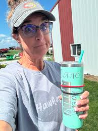 I've thought for 10 days about joining you all and I've done a lot from the  side lines, and used the excuse in my head that as I have a cruise booked