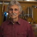 Realistic wooden sculptures by Tom Eckert