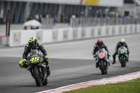 Pembalap tim petronas yamaha srt itu dikabarkan bakal mengambil langkah pensiun lantaran kinerjanya yang. Motogp Valentino Rossi Petronas Deal Wurde Nicht Viel Andern