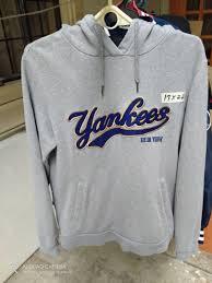 They are sure to be a hit and help keep your best friend warm on cool days. New York Yankees Hoodie Men S Fashion Tops Sets Hoodies On Carousell