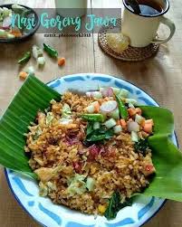 Selain itu, makan di malam hari, terutama saat di depan televisi sering kali menjadi tidak terkendali. Sehat Jasmani Menu Makan Malam Simple Nasi Goreng Resep Facebook