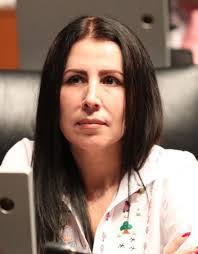 Gricelda Valencia's Instagram, Twitter & Facebook