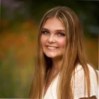 Lauren Clanton's Instagram, Twitter & Facebook