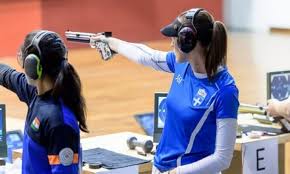 Η ολυμπιονίκης στη σκοποβολή άννα κορακάκη δημοσίευσε στον προσωπικό της λογαριασμό στο instagram μια φωτογραφία από την πρώτη της «εξόρμηση» στην παραλία. Anna Korakakh Sportime Gr