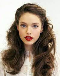20 Classy Hairstyles For Wedding Guests Interview Hairstyles Classy Hairstyles Retro Wedding Hair