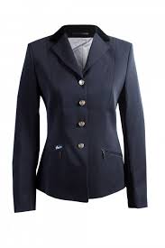 skarlett show jacket with black velvet collar