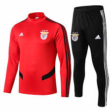 Pin By Santiago Araujo On Mens Casual Outfits In 2020 Mens Casual Outfits Training Tops Tracksuit