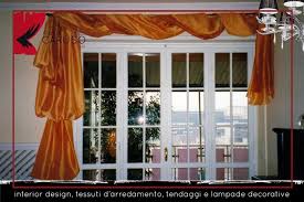 Tende in stile, mantovane drappeggi, tende calate con tessuti coordinati eleganti. Tendaggi Classici Con Mantovana Atelier Tessuti Arredamento Tende Tendaggi Interni