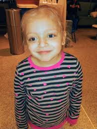 Can someone edit a photo with a unicorn in the background and a crown