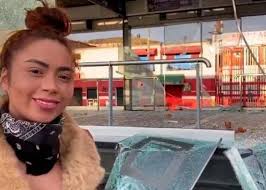 En las últimas horas el tribunal superior de bogotá confirmó en segunda instancia la condena contra daneidy barrera, más conocida como 'epa colombia', por los daños a una estación de transmilenio en 2019 que publicó en aquel entonces a través de un video en sus redes sociales. 3mqngqlt9oel M