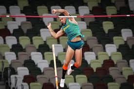 Salto com vara ou salto à vara é um evento do atletismo onde os competidores usam uma vara longa e flexível para alcançar maior altura e passar por cima de uma barra ou sarrafo. Ymc 8lfuhcpqm
