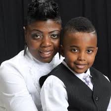 Lynette Battle (LynetteBattle)