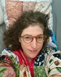 Mary Higbee's Instagram, Twitter & Facebook