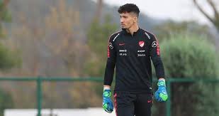 Altay bayındır boy kilo, nereli yaşı burcu saç ve göz rengi, bilinmeyenleri. Altay Bayindir Kaleci Olmami Annem Soyledi Fenerbahce Haberleri