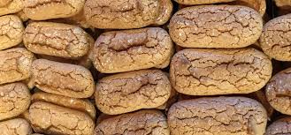 Save very spacious, detached character holiday home with large terrace to your lists. Shopping Gourmand A Saint Leonard De Noblat Haute Vienne Tourisme