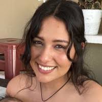 Elizabeth Aviles's Instagram, Twitter & Facebook