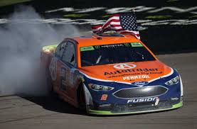 17 car was the annual parade and burnout on the las vegas strip. Nascar Cup Series Brad Keselowski Wins 2018 South Point 400