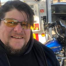 Who is a good Yamaha mechanic for older Vmax carb 200?