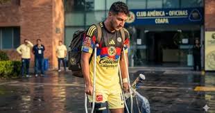 Sebastián Cáceres no juega nada y el equipo con el que estaría negociando su salida del Club América