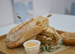 Pain A L Ail Provencal Street Food In Marseille Love Spots