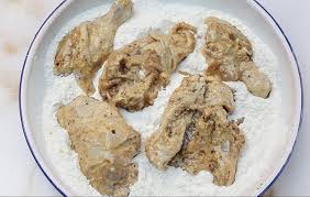 Ayam geprek is an indonesian crispy battered fried chicken crushed and mixed with hot and spicy sambal. Resep Ayam Geprek Sedap Ini Pasti Bikin Kamu Selalu Menambah Nasi Bukareview