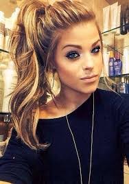 Elizabeth Stumpf's Instagram, Twitter & Facebook