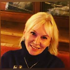 Nadine dorries is the conservative member of parliament (mp) for mid bedfordshire, born 21 may 1957. Uk Health Minister Nadine Dorries Diagnosed With Coronavirus