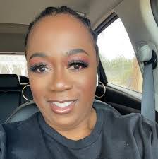 Shervella Williams's Instagram, Twitter & Facebook