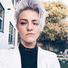 Tomboy Crush Tomboy Hairstyles Androgynous Hair Short Pixie Haircuts