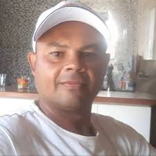 FIQUE EM CASA OUVINDO UM SOM!