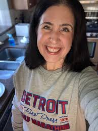 Great Interval hill session tonight with the lovely Michelle Greaney. Well  done to everyone that attended tonight, we are looking forward to seeing  the benefits of interval training in our running over