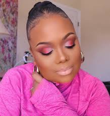 Pretty artwork available at www.maudestudios.com