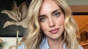 Audience reviews for chiara ferragni: Chiara Ferragni And Leone At Gardaland Ruetir