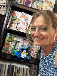 This looks like an opportunity to see some beautiful quilts.