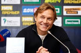 Check spelling or type a new query. Glavnym Trenerom Sbornoj Rossii Po Futbolu Stal Valerij Karpin Futbol Sport Argumenty I Fakty
