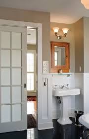 A light wooden panelled door done up in checks and with sturdy glass in the boxes is long lasting. Pin On Bad