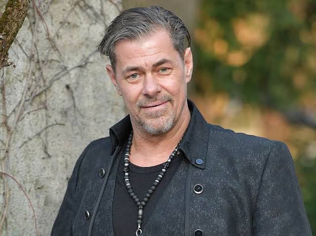 sven martinek


