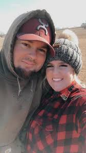 INTRODUCTIONS ‼️ Let me just tell you a little bit about myself. My name is  Lacy McClure, I am 25 years old and from small town Rock, KS. I am married